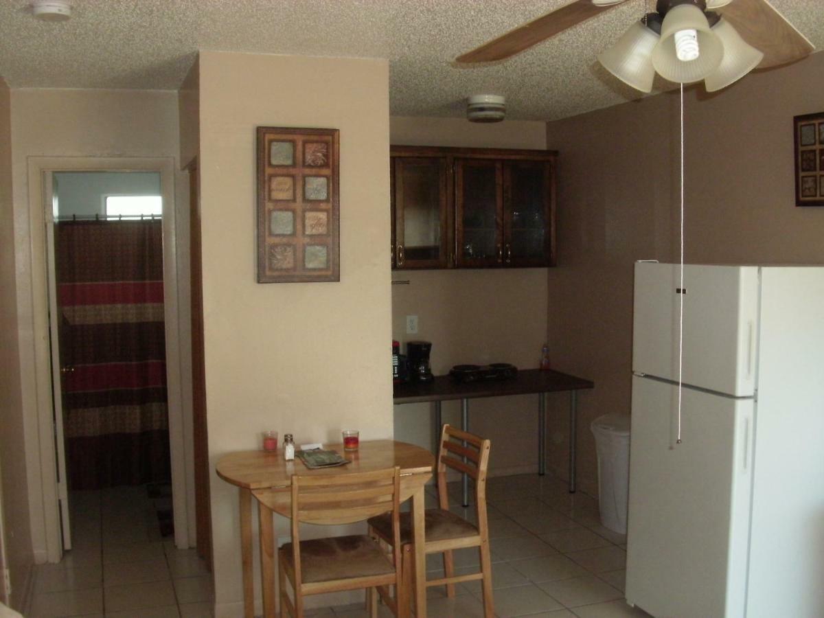 Apartamento Newly Furnished Large, Clean, Quiet Private Unit Fort Lauderdale Exterior foto