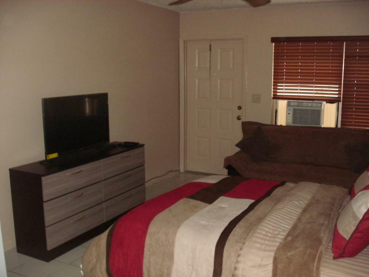 Apartamento Newly Furnished Large, Clean, Quiet Private Unit Fort Lauderdale Exterior foto